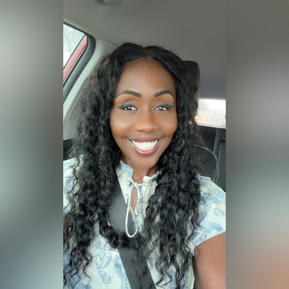 Meet your Posher, Stephanie
